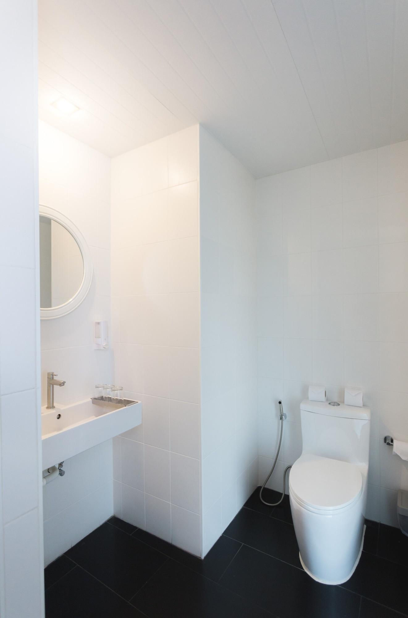 Iwualai Hotel Чиангмай Екстериор снимка